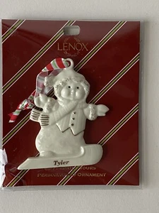 Lenox Merrily Yours Personalizado TYLER Ornamento Niño Pequeño Muñeco de Nieve en Trineo NUEVO - Imagen 1 de 4