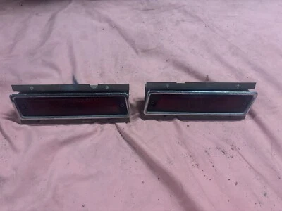 Juego de marcadores laterales traseros carrocería Chrysler 300 Newport Mopar C 70 Foto 1 de 3