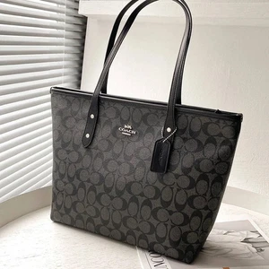F58292 Coach Black City Zip Tote in Signature Leather Outlet Products NWT - Picture 1 of 8