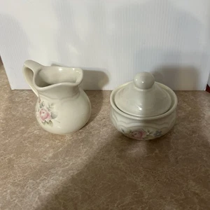 Vintage Pfaltzgraff Teerose Set Milchkännchen & Zuckerdose mit Deckel. - Bild 1 von 4