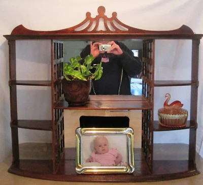 ANTIGUO GABINETE DE CURIOSIDADES CON ESPEJO  Foto 1 de 4