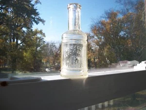 DREXEL'S BELL COLOGNE AC MEYER BELL PICTURE EMBOSSED 1900 ERA COLOGNE BOTTLE - Bild 1 von 4