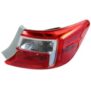 Luz trasera de freno lado derecho roja exterior trasera para Toyota Camry Series 2012-2014 - Imagen 1 de 8