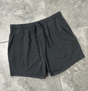 Rhone Pursuit Pantaloncini Pull On Sfoderati Atletica Corsa Casual Grigio Asfalto Uomo M - Foto 1 di 22
