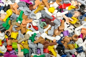 LEGO Minifigure Hands #983 - Bag of  Multiple Colors - 75 Hands - Picture 1 of 6