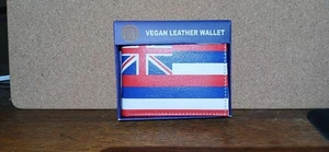 Buckle-Down Bi-Fold Wallet featuring Hawaii state flag - premium vegan leather - Picture 1 of 5