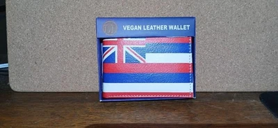 Buckle-Down Bi-Fold Wallet featuring Hawaii state flag - premium vegan leather - Image 1 of 4