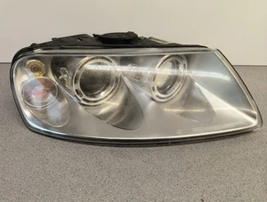 2004-2007 Volkswagen Touareg Right RH Passenger Xenon Headlight Lamp OEM - Picture 1 of 15