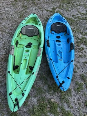 Kayaks No paddles - Image 1 of 2