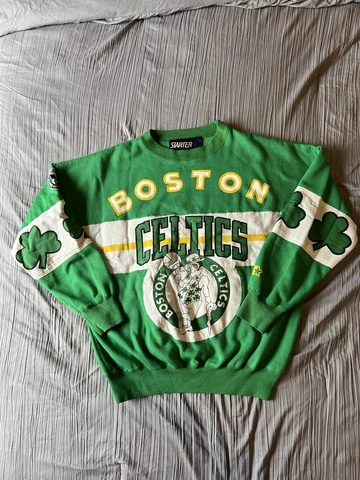 Starter Boston Celtics  Classic sweater  Size L Cover