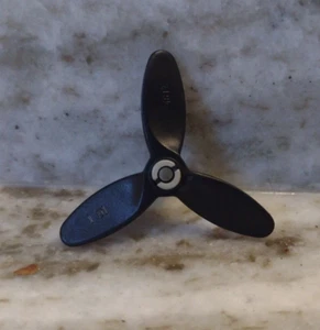 4617 LEGO Propeller 3 Blade 5.5 Diameter BLACK with axle - Picture 1 of 4