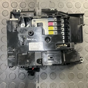 2011-2018 PORSCHE CAYENNE MAIN POWER RELAY FUSE BOX ASSEMBLY PANEL OEM - Picture 1 of 9