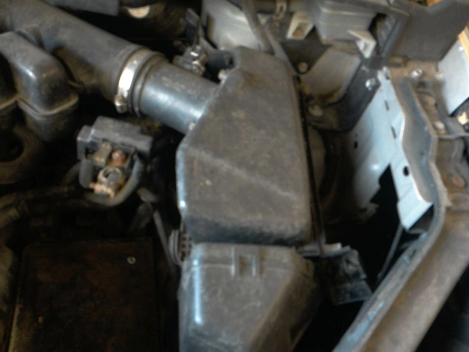 04 05 06 07 08 09 NISSAN QUEST Air Cleaner (3.5l 6 Cylinder)3.5 - Image 1 of 1