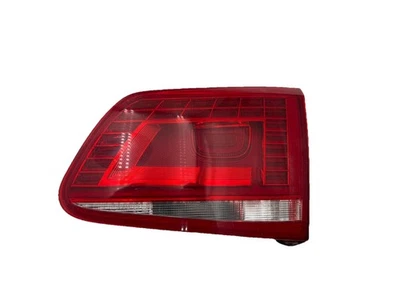 Luz trasera interior montada en escotilla OEM para VW Volkswagen Touareg 2015-2018 pasajero SD Foto 1 de 4