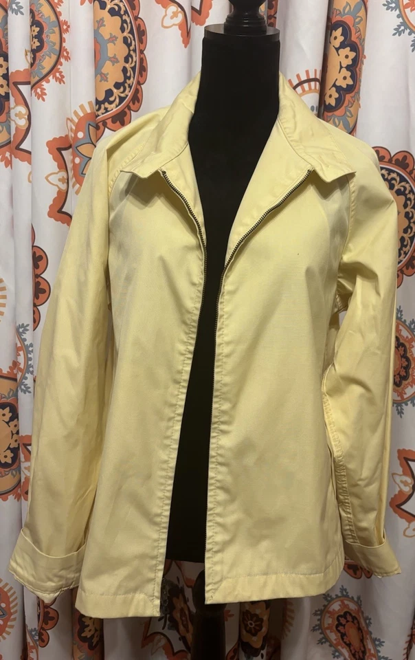 Chaqueta cortavientos vintage 1960 London amarillo niebla cremallera frontal talla 42 ropa climática mod Foto 1 de 4