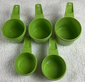 Tazas medidoras Tupperware vintage de plástico verde (juego de 5) REEMPLAZO ver descripción - Imagen 1 de 9