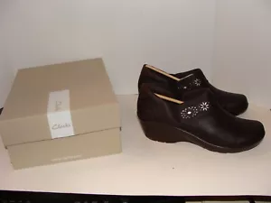 Women’s 9M Collection by Clarks Marion Helen Clogs Wedge Slip Ons Black Leather - Picture 1 of 6