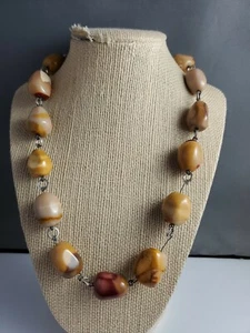 Beautiful silver toned 20th inch Jasper stone necklace - Picture 1 of 6