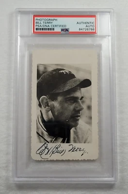 Rare BILL TERRY Signed Original Snapshot Photo-HOF-NEW YORK GIANTS-PSA - Image 1 of 4