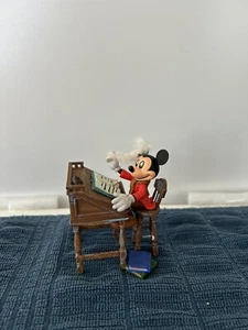 Hallmark Andenken Mickey als Bob Cratchit Mickey’s Christmas Carol 2005 - Bild 1 von 8