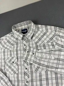 Wrangler Shirt Men's XLT Black White Plaid Pearl Snap Western Rodeo Workwear - Picture 1 of 13