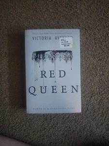 Red Queen By Victoria Aveyard Paperback - Bild 1 von 4