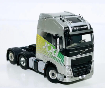 Volvo FH4 Globetrotter XXL 6x2 eje de etiqueta, modelos de camiones WSI 04-2118 Foto 1 de 4