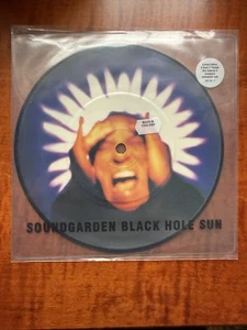 SOUNDGARDEN BLACK  HOLE SUN 7" 45 PICTURE DISC 1994 A&M GRUNGE NEW UNPLAYED - Picture 1 of 2