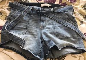 Torrid Demon Shorts Size 14 Cotton Spandex - Picture 1 of 7