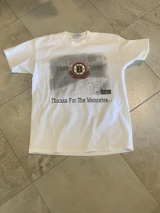 Vintage Boston Garden Bruins T-shirt Large 1928-1995 memories Boston Bruins - Picture 1 of 5