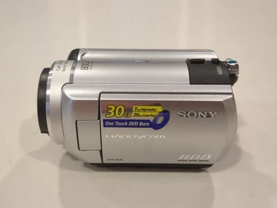 Videocámara digital Sony Handycam DCR-SR40 HDD 30 GB - plateada - probada funciona Foto 1 de 4