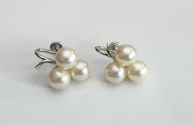 Pendientes Vintage Oro Blanco 10k Flor Trébol Triple Perla Racimo Tornillo Usados en Excelente Condición Foto 1 de 4