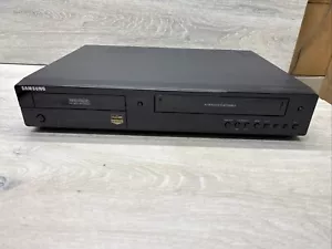 Samsung DVD-VR375 DVD R/RW VCR VHS Combo Recorder For Parts Only DVD Not Workng - Picture 1 of 10