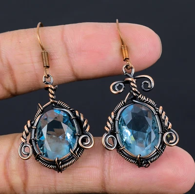Pendientes de joyería envolventes de alambre de cobre hechos a mano con piedras preciosas de topacio azul regalo para amor Foto 1 de 4