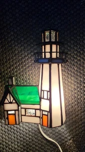 VINTAGE CENTERVILLE BELEUCHTETER GLASMALEREI LEUCHTTURM - Bild 1 von 11