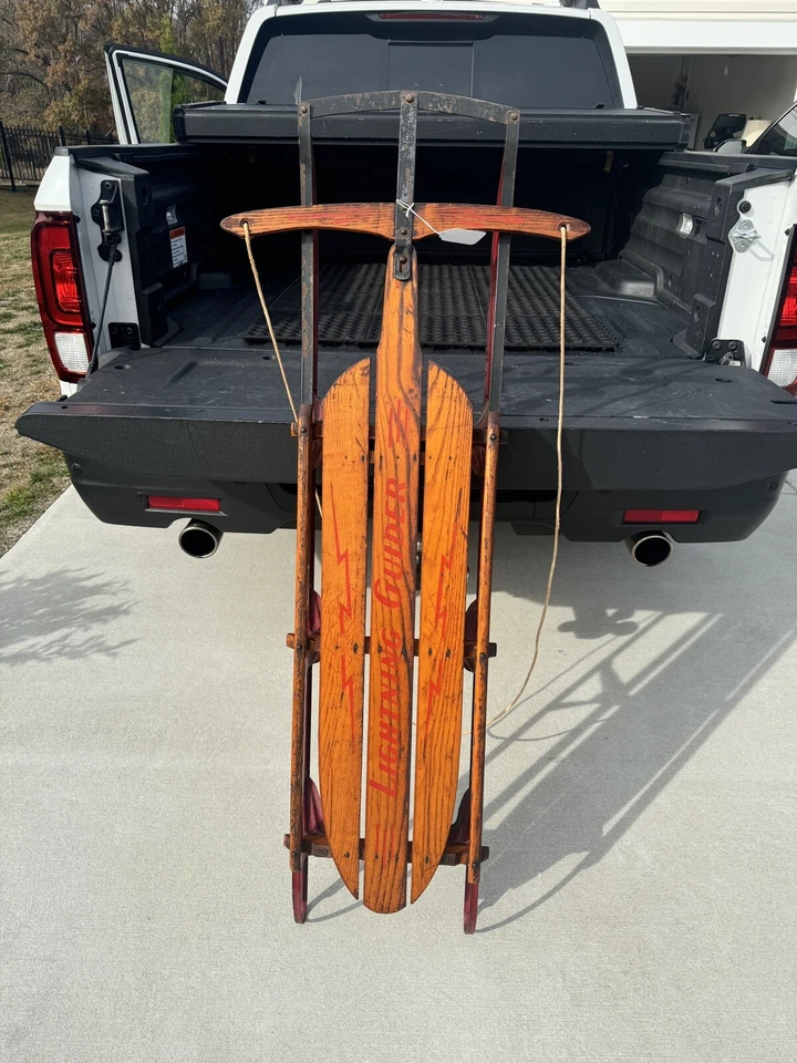 Lightning Guider #125 Snow Sled Excellent Condition - Image 1 of 4