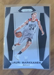 2017-18 Panini Prizm Lauri Markkanen #247 Base Rookie Bulls / Utah Jazz RC - Picture 1 of 2