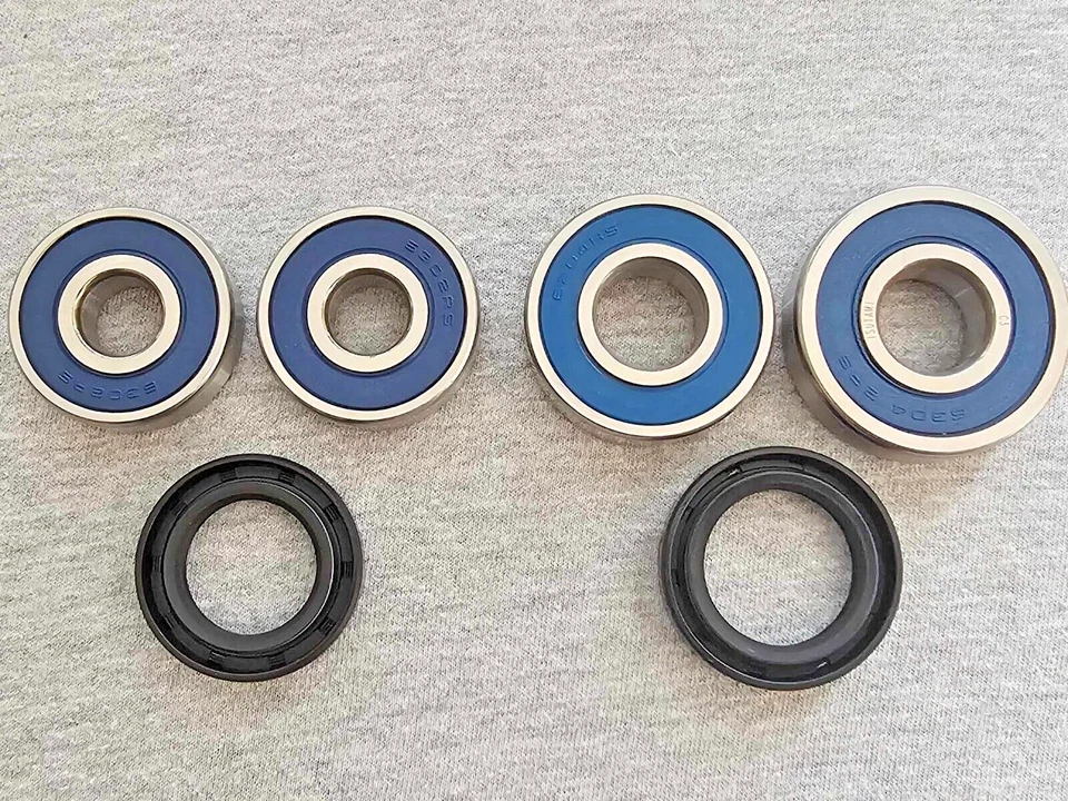 Rodamientos y sellos de rueda delantera y trasera Honda CR250M Elsinore 1973-1976 Foto 1 de 1