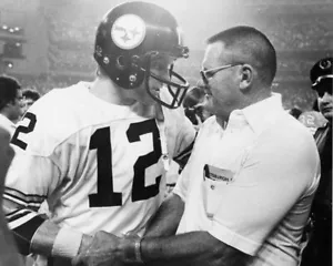 BUM PHILLIPS & TERRY BRADSHAW 8X10 PHOTO HOUSTON OILERS FOOTBALL STEELERS NFL - Picture 1 of 1