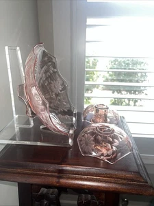 1930s Etched Floral Pink Depression Glass Bowl & Candleholders Console Set - Picture 1 of 21