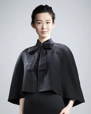 Capa para mujer Prabal Gurung lentejuelas Neiman Marcus Target lana negra $79,99 Foto 1 de 3