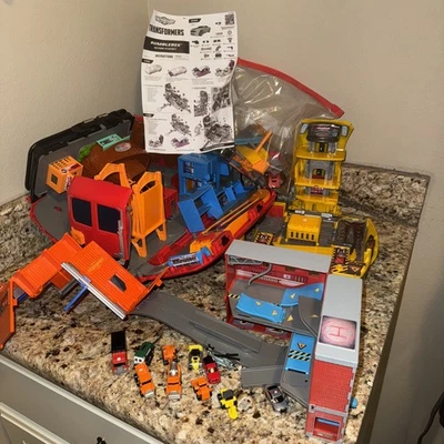 Micro Machines Super Van Juego Lote de 4 Bumblebee Heli Pad + 11 Vehículos Foto 1 de 4