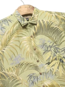 Tommy Bahama Mens 100% Silk Floral Hawaiian Shirt Button Up Size L Multicolored - Picture 1 of 6