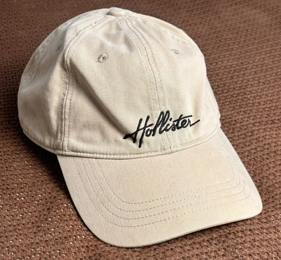 Boné ajustável bege chapéu de beisebol Hollister  - Imagem 1 de 4