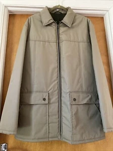 M&S wattierte Jacke durchgehender Frontreißverschluss 4 Fronttaschen Innentasche beige Brust 44" - Bild 1 von 12