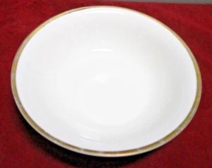 EUC Farberware 4533 "Elegance Gold" COUPE SOUP/CEREAL BOWL ~ Gold Trim - Picture 1 of 3