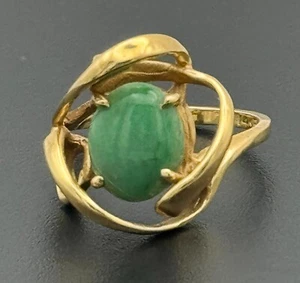 Anello vintage in oro giallo 14 kt misura Cabochon ovale in giadeite verde 5,5 W (McC) - Foto 1 di 9