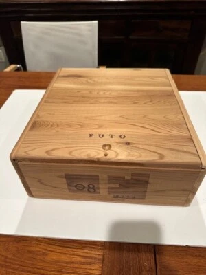Caja Futo para 3 botellas de vino Futo 2008 vino tinto Oakville Foto 1 de 3