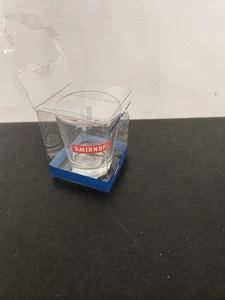 Bottiglia di vetro Smirnoff Vodka Detroit Lions Shot Give Away Lions Shot Glass - Foto 1 di 6