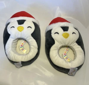 Zapatillas Squishmallow Gris Pingüino 11-12 Navidad Papá Noel Adorable Acurrucadas - Imagen 1 de 7